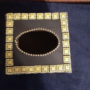 Hand crafted tisue box holder